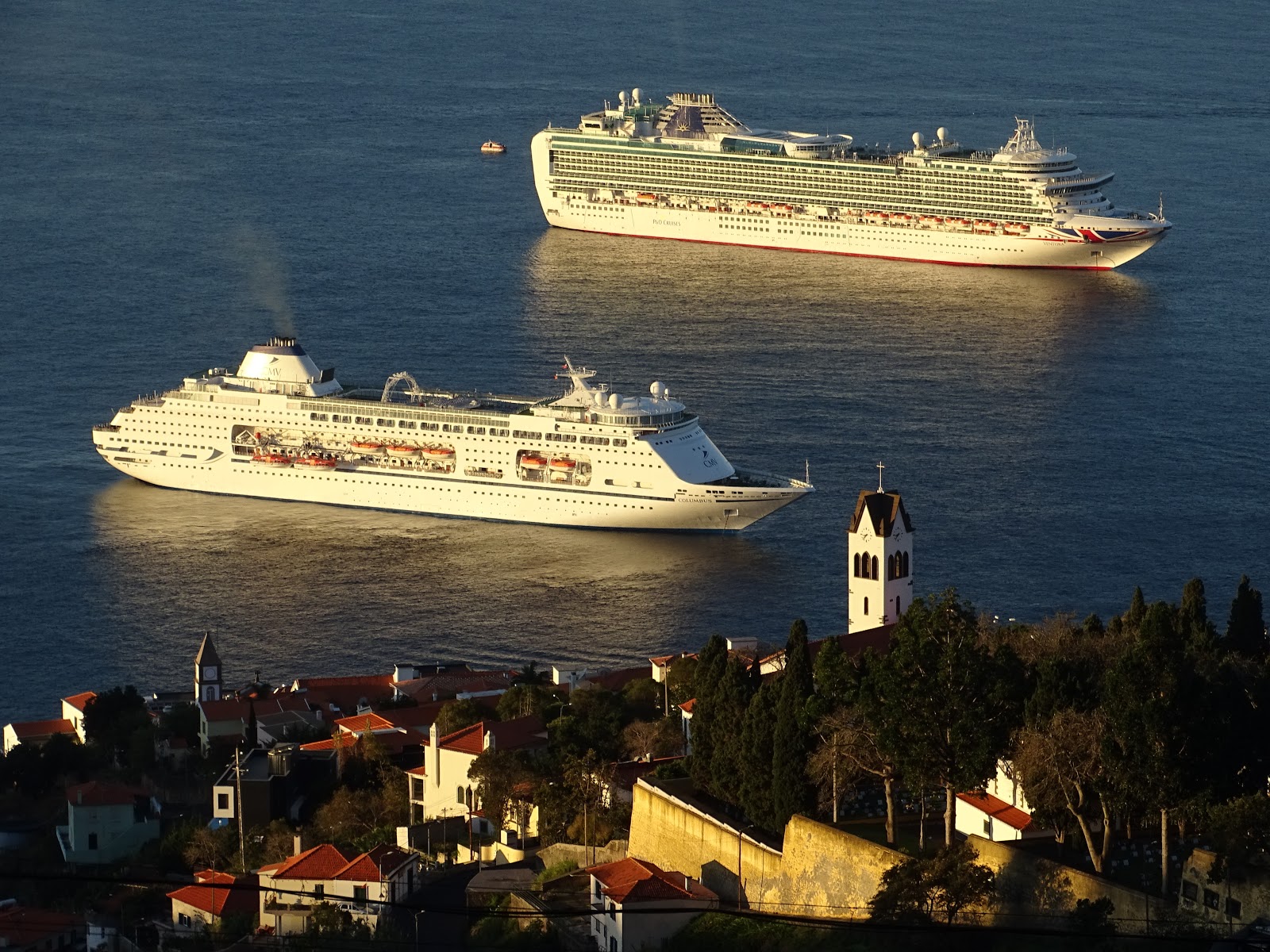 Sergio@Cruises: Baía do Funchal em dia S. Silvestre na Madeira